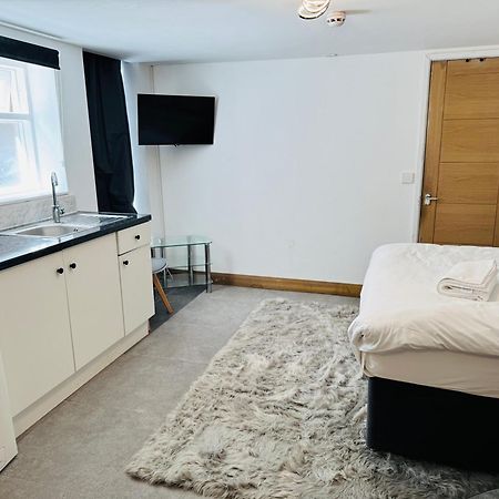 Hotel 24-7 Express Newport  Ngoại thất bức ảnh